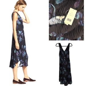 NWT Vince Floral Twist Dress